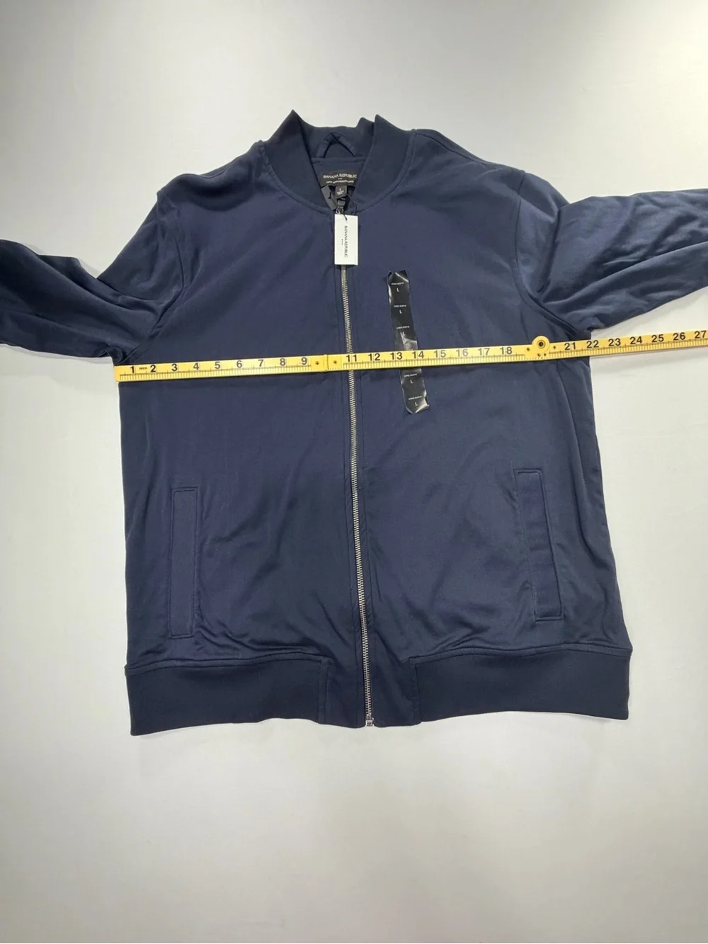 NWT Banana Republic Bomber Jacket Navy Men’s Large Luxe Touch Performance